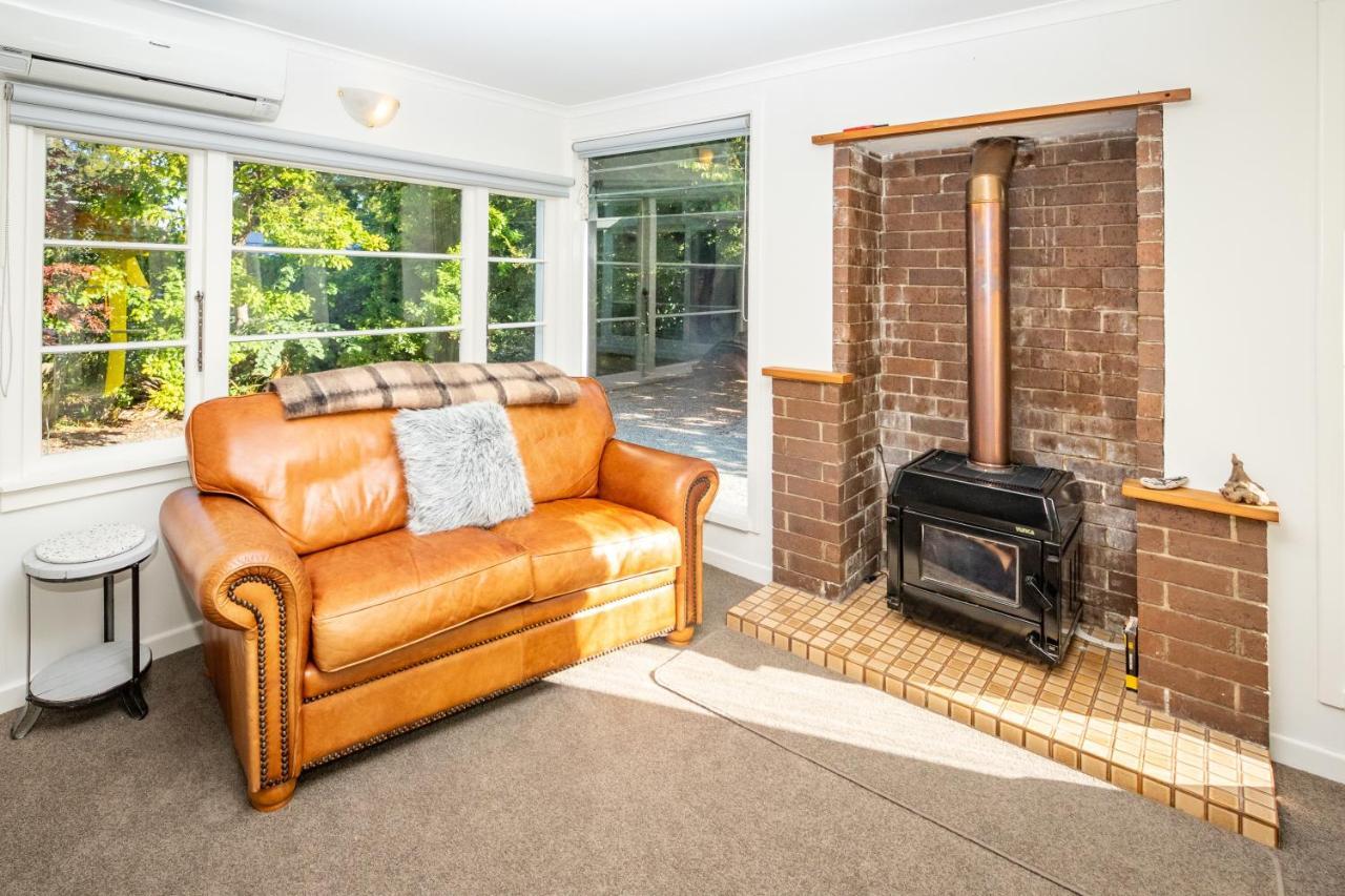 Hop, Skip And Jump To The Lake - Te Anau House Extérieur photo