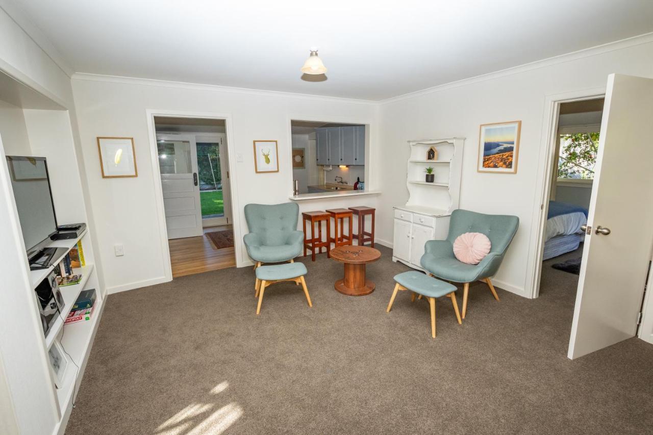 Hop, Skip And Jump To The Lake - Te Anau House Extérieur photo